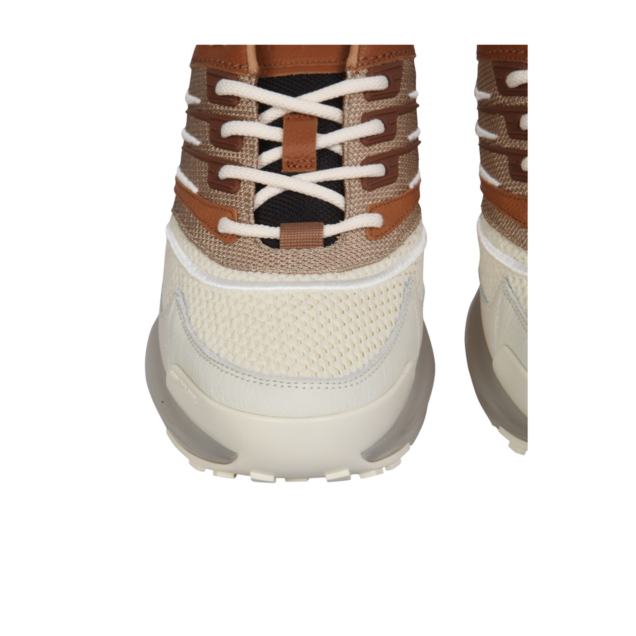 1 Runner Sneakers - Image 4
