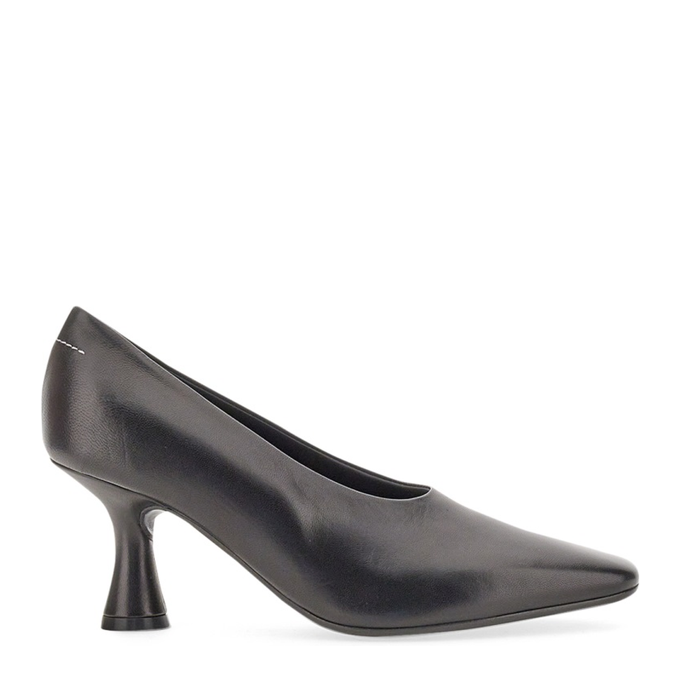 Pump in Leather - Image 1