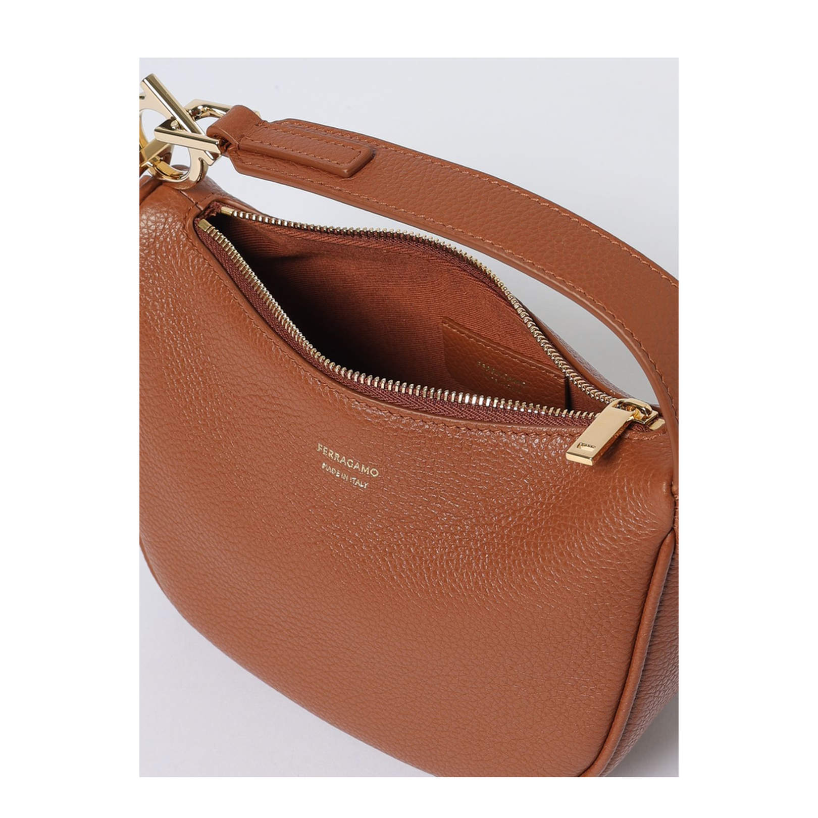 Hobo XS Bag in Hammered Leather - Image 4