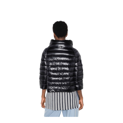 Sofia in Black - Image 3