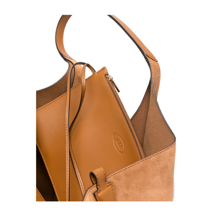 Bags.. LUGGAGE - Image 3