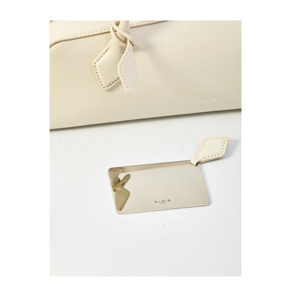 Le Teckel Medium Shiny Goatskin Shoulder Bag - Ivory (Off-white) - Image 4