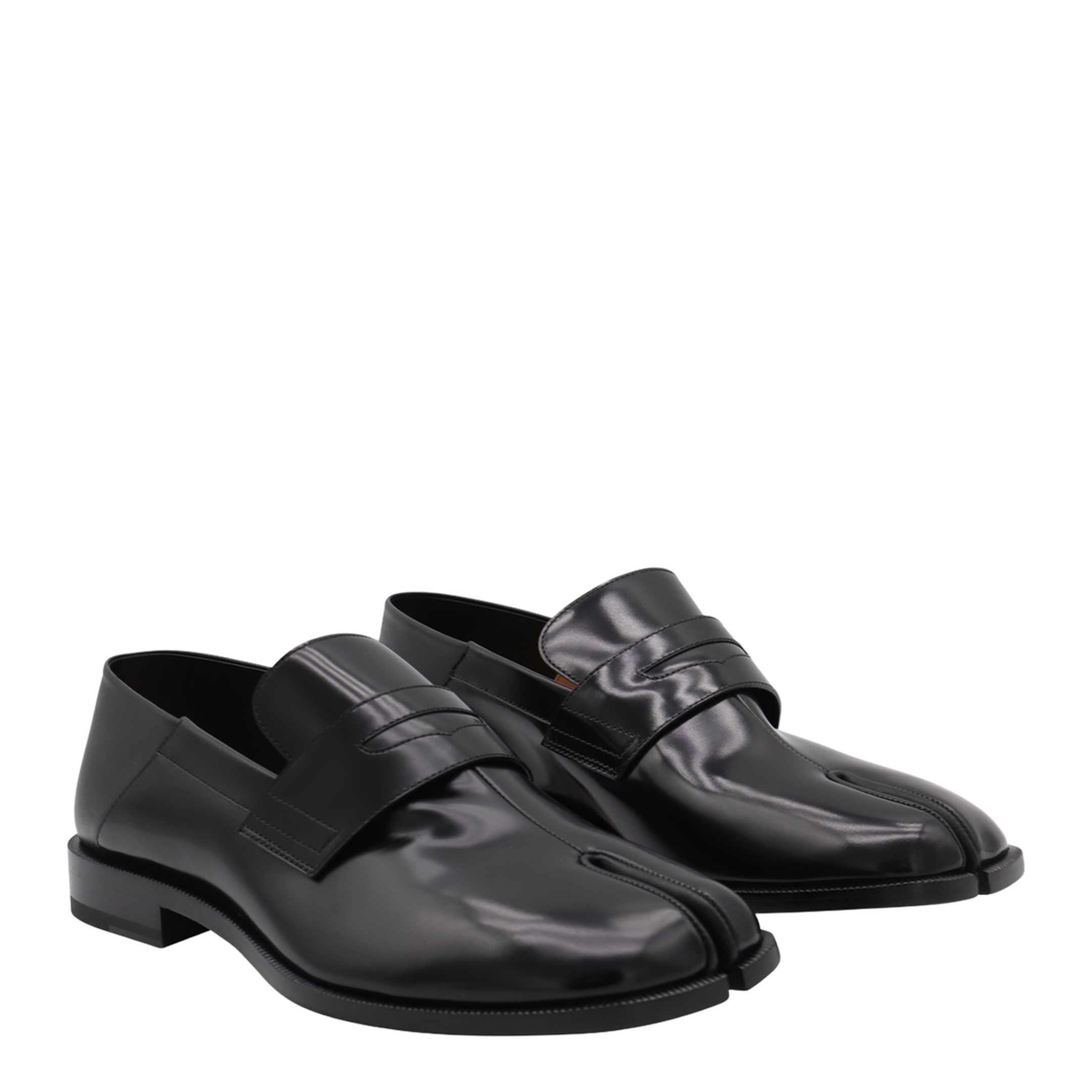 Tabi Loafer in Black Leather - Image 4