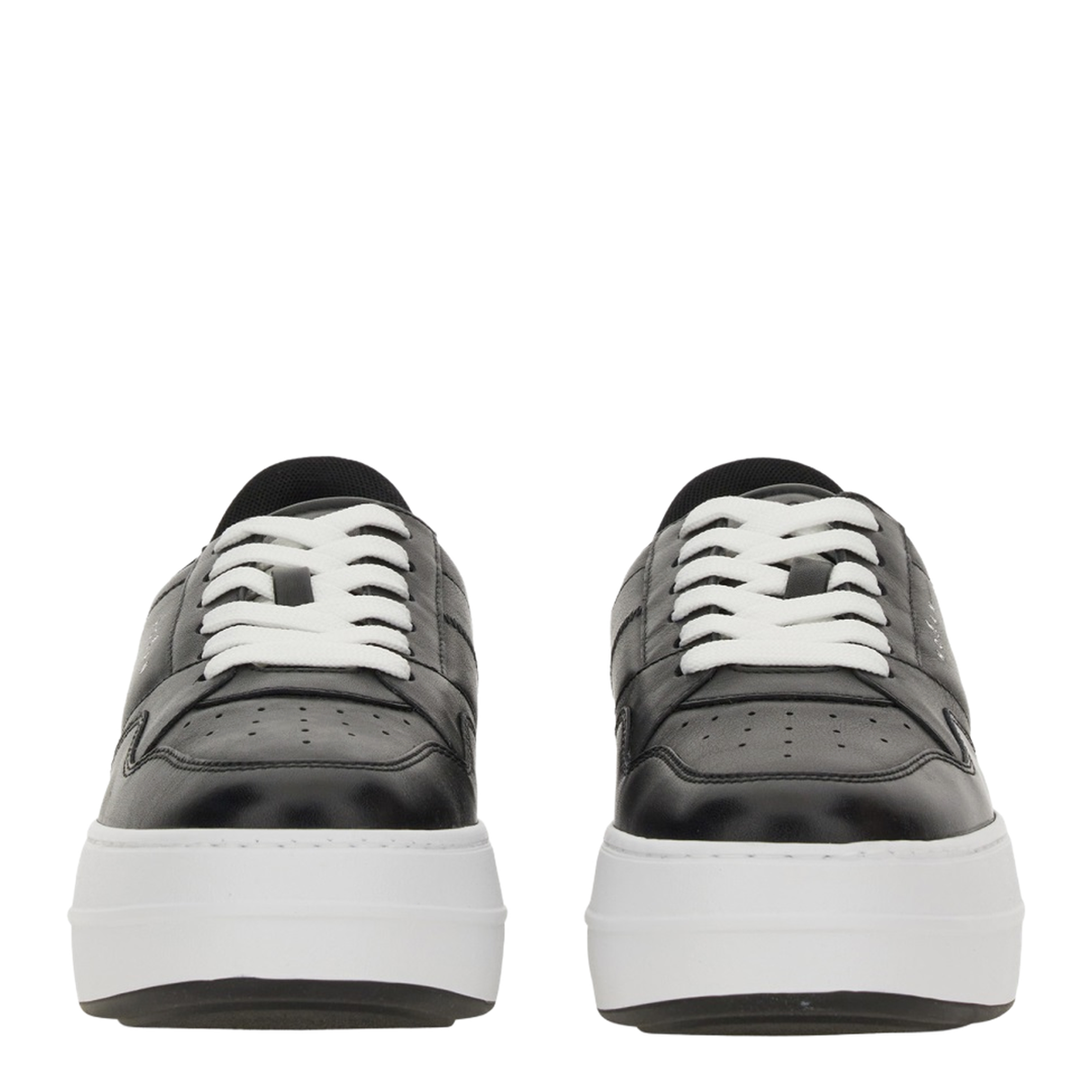 Sneaker Skyscraper - Image 5