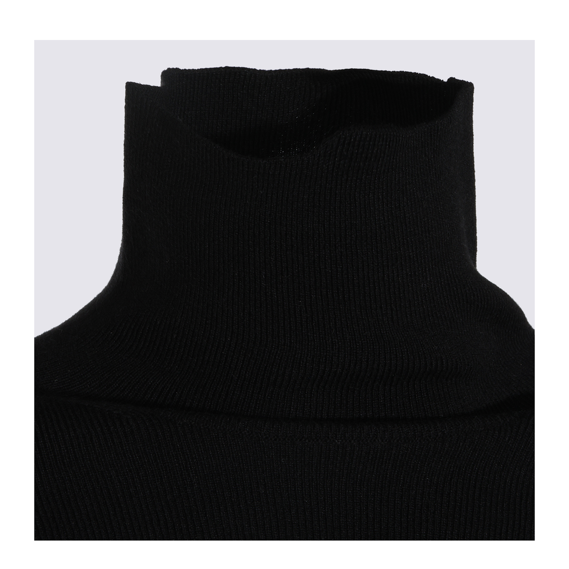 Sweaters - Image 6