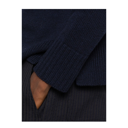 Sweaters Navy - Image 4