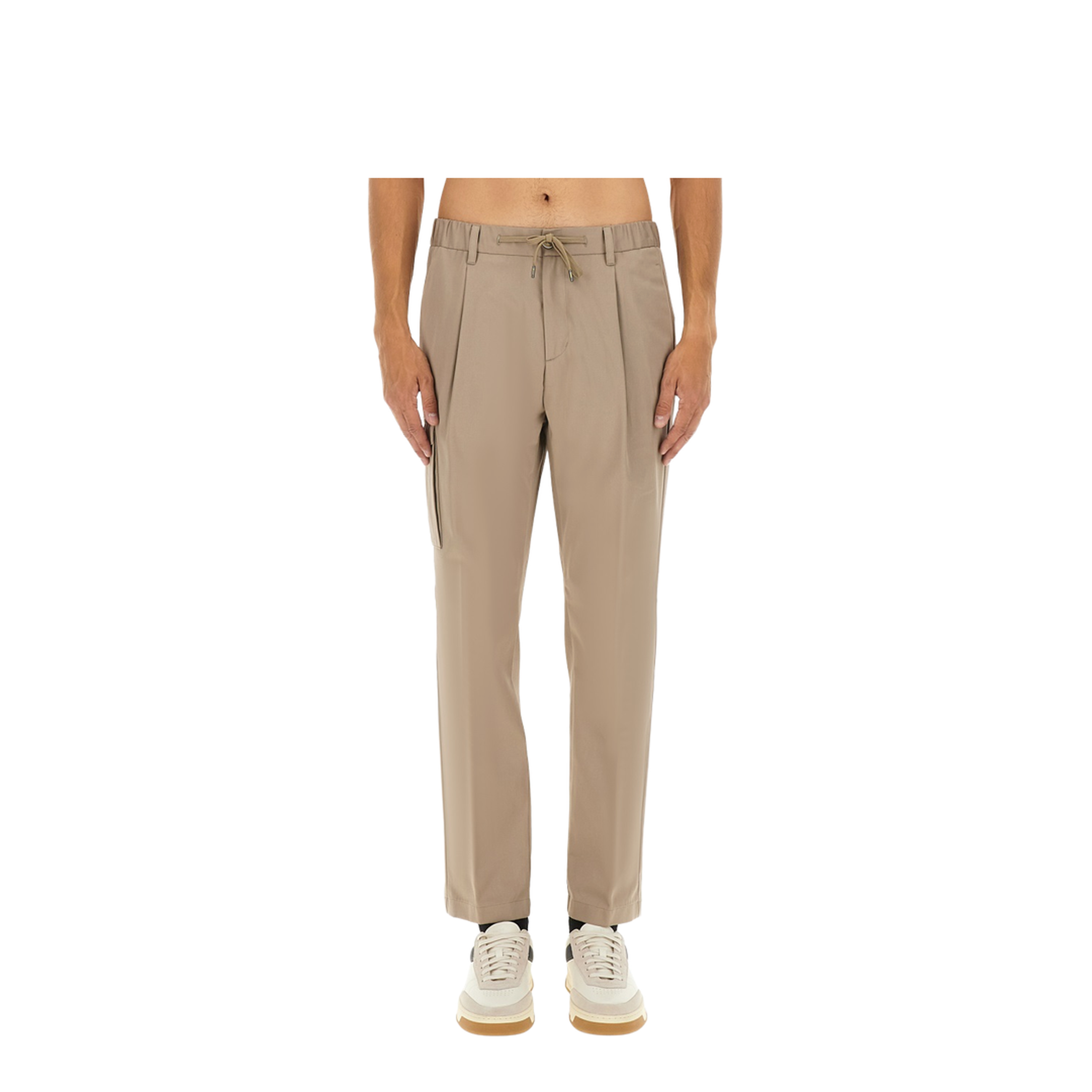 Cargo Pants Resort - Image 1