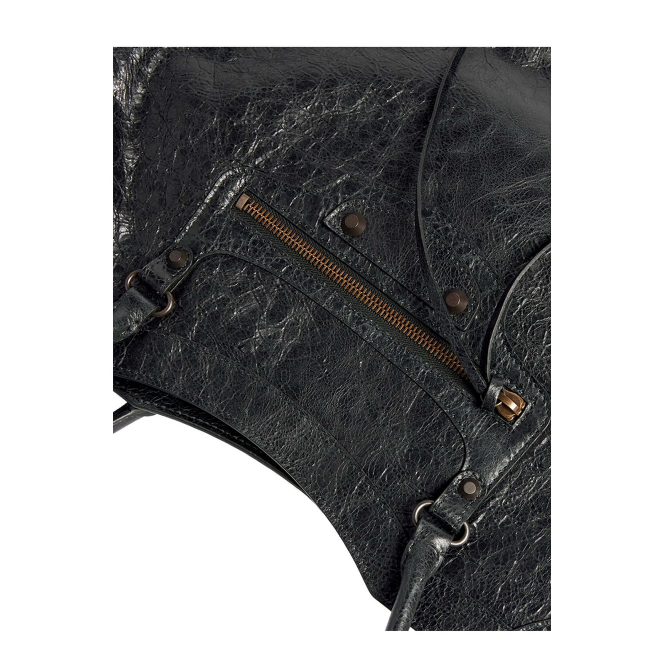 City Tote Bag Medium in Arena Lambskin - Image 6