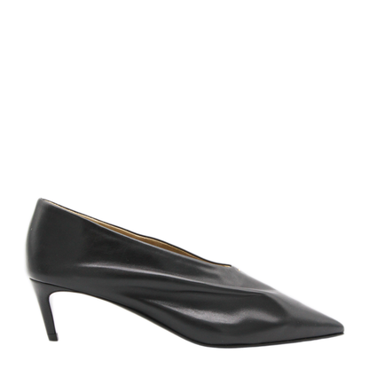 With Heel - Image 2