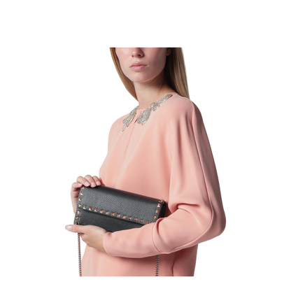 Pouch with black Rockstud chain - Image 2