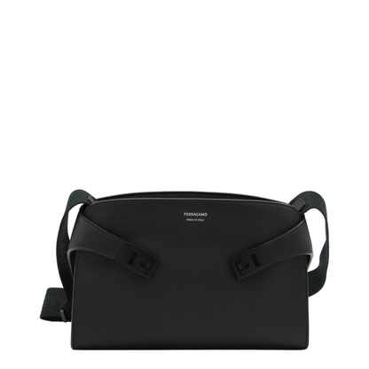 Hug Hammered Calfskin Messenger Bag - Nero - Image 2