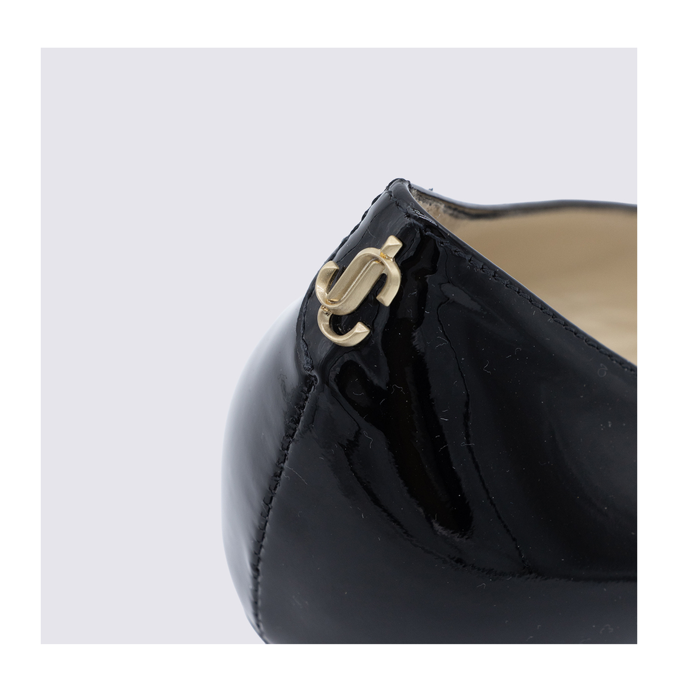 With Heel - Image 8