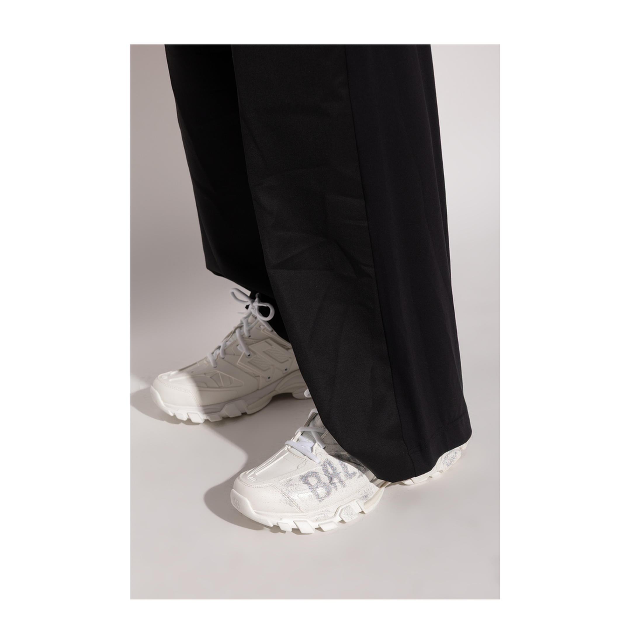 TRACK EMBOSSED NAIL POLISH - Image 2