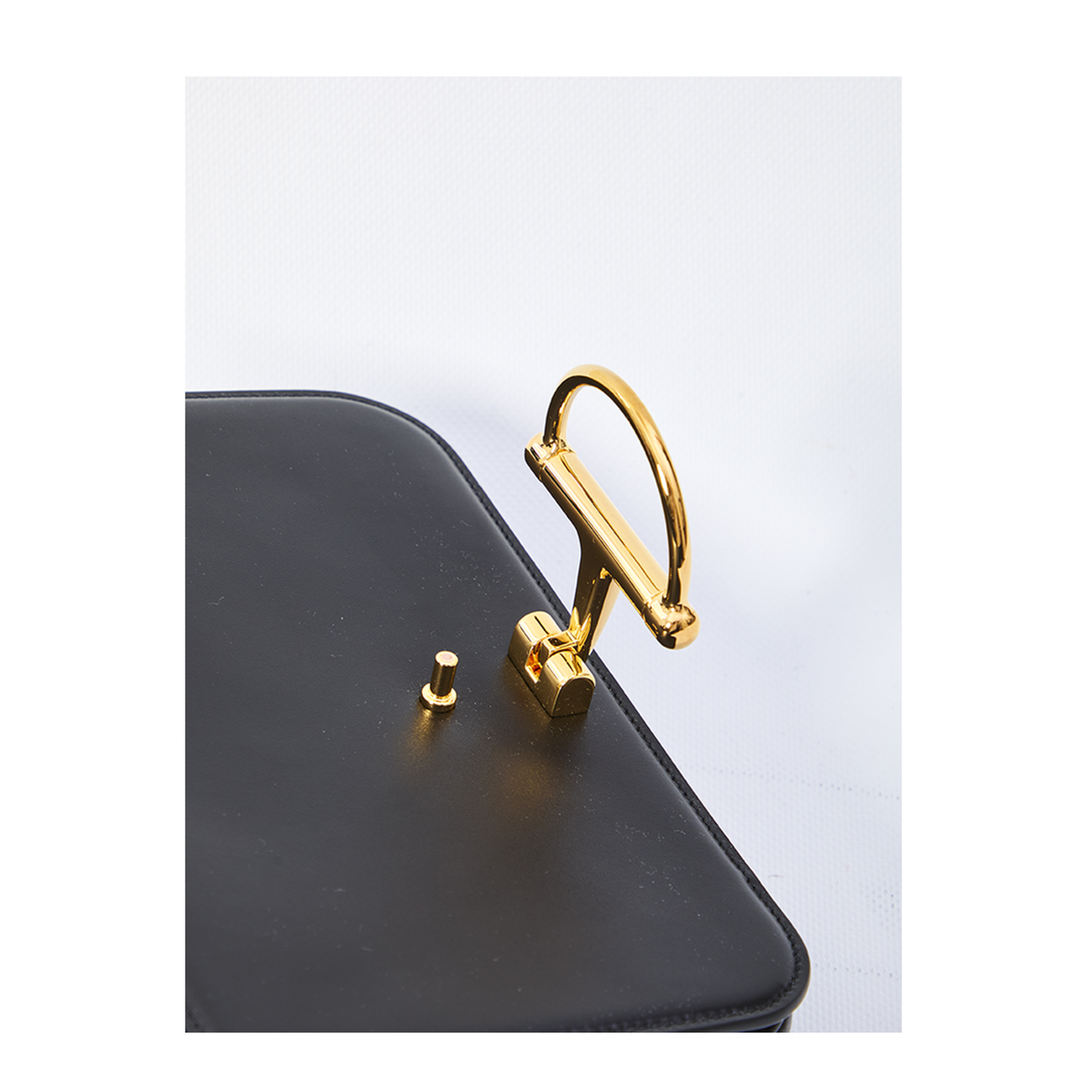 Siena Small Shoulder Bag in Black Leather - Image 4