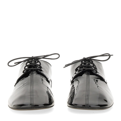 Shiny Leather Lace-Up Shoe - Image 4