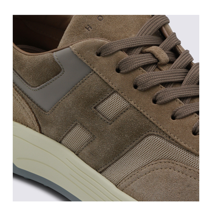 Hyperlight Sneaker - Image 8