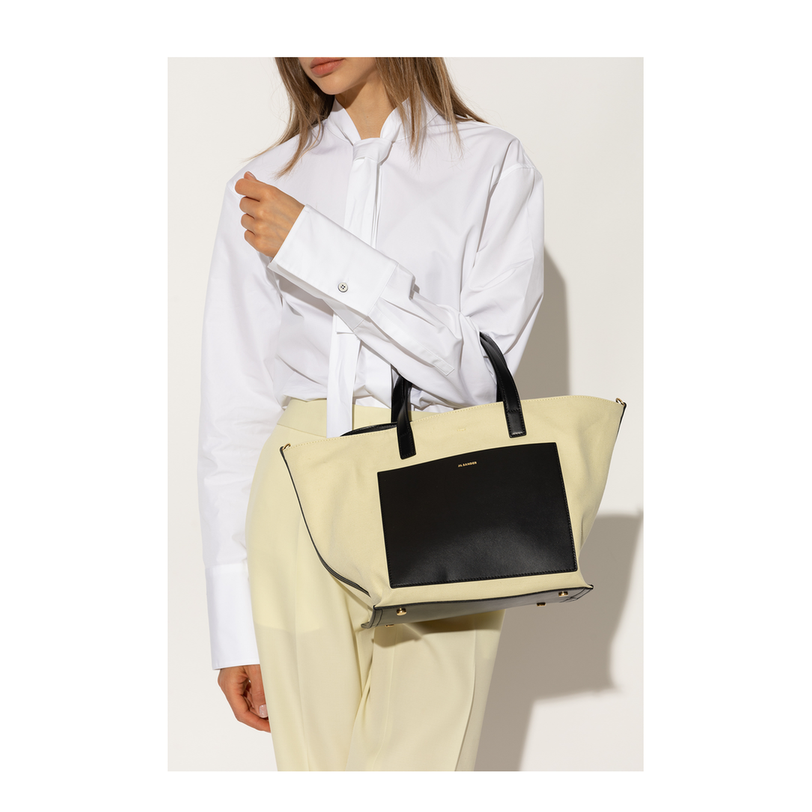 Wander Small Shoulder Bag - Image 2