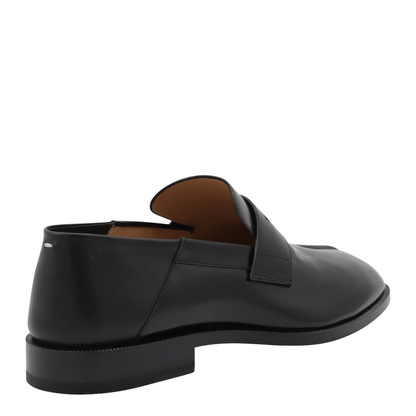 Tabi Loafer in Black Leather - Image 6