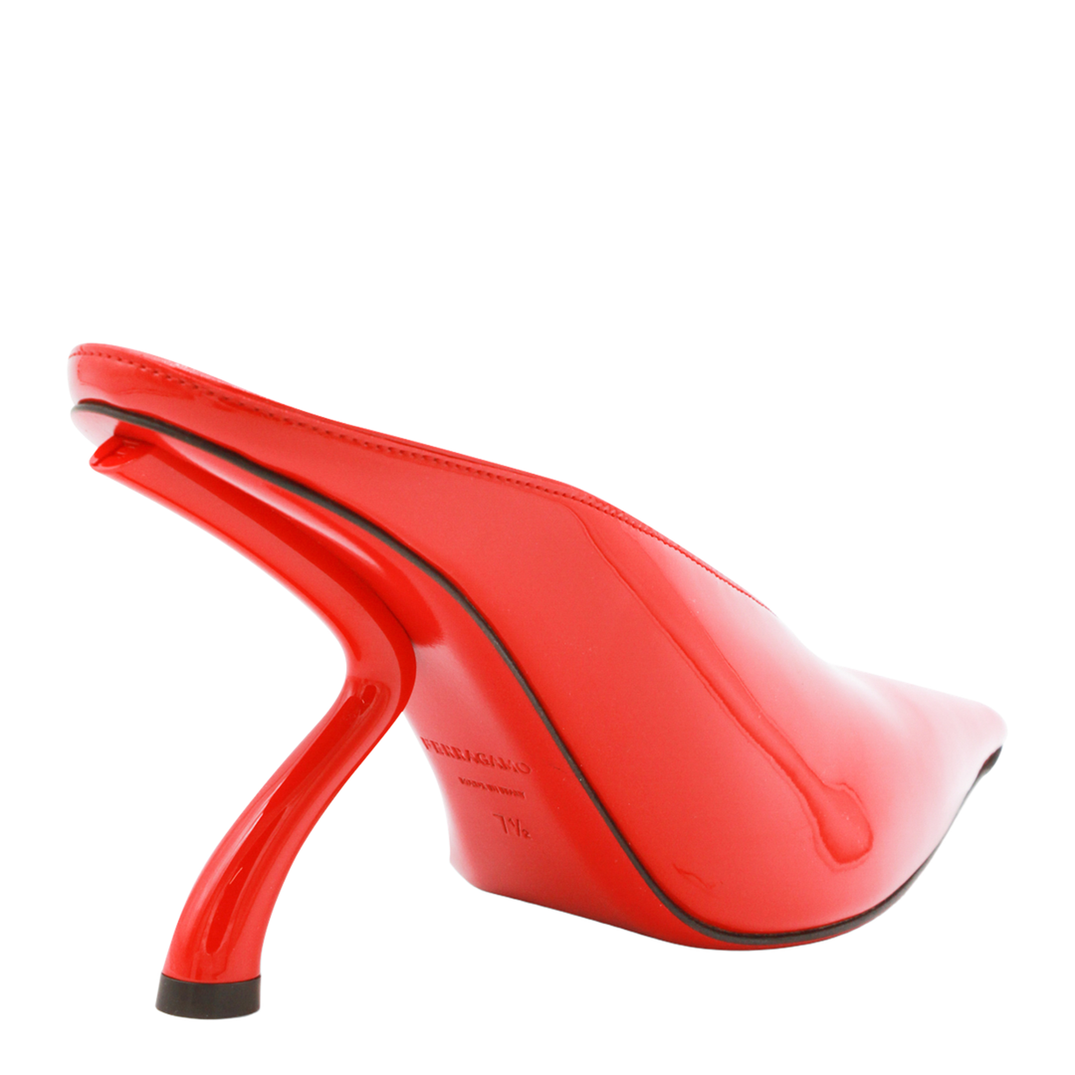 With Heel - Image 5