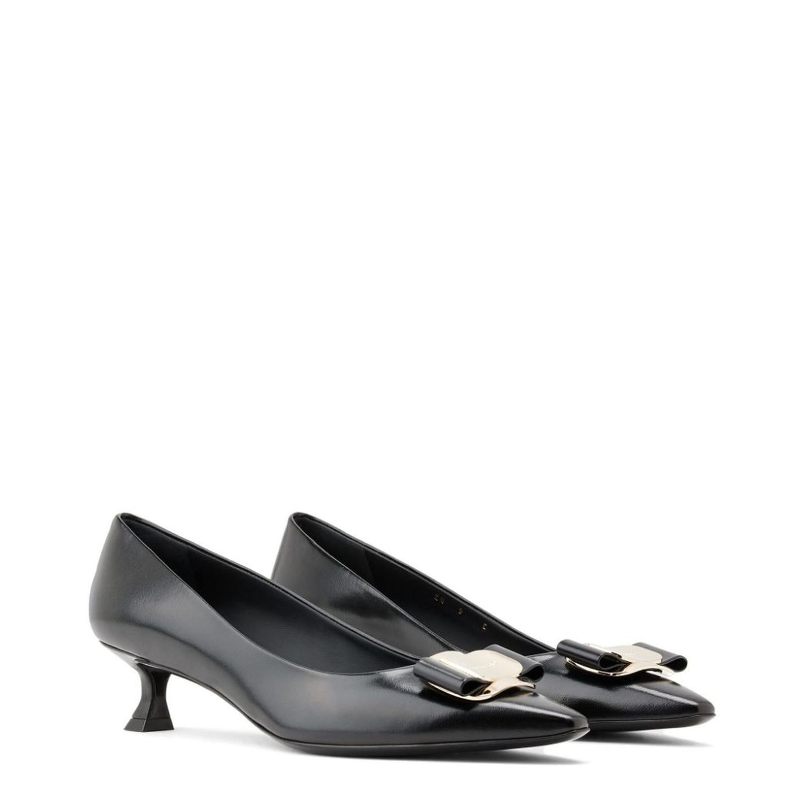 Black New Vara Leather Pumps - Image 4