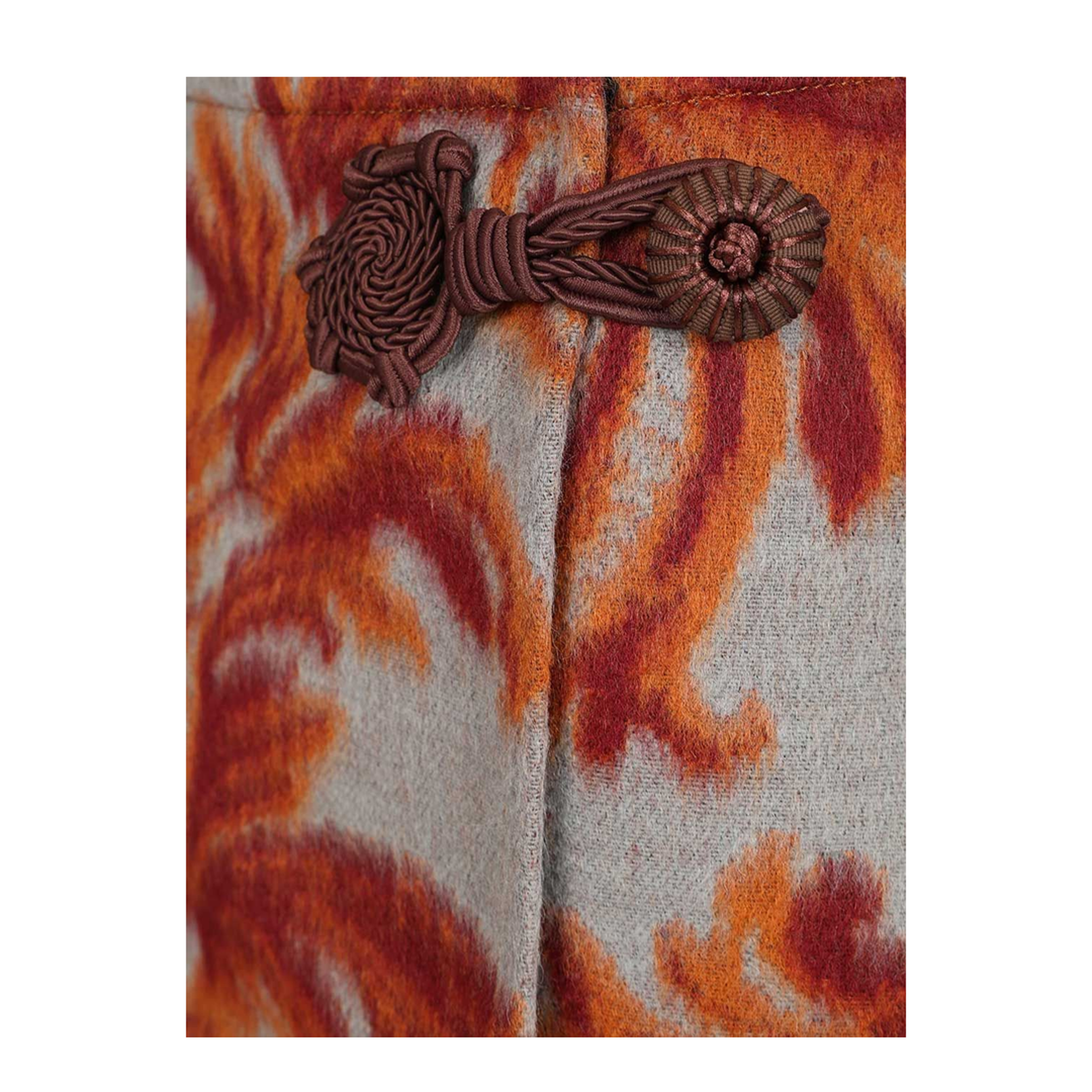 Wool-Blend Mini Skirt with Leafy Motif - Image 4