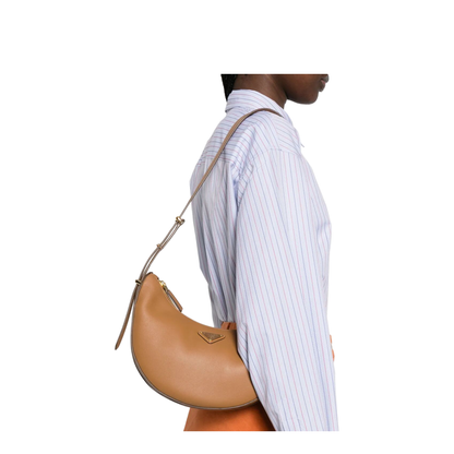 Arqué Leather Shoulder Bag - Image 2