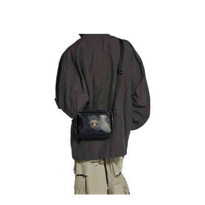 Explorer Shoulder Bag in Black - Image 5