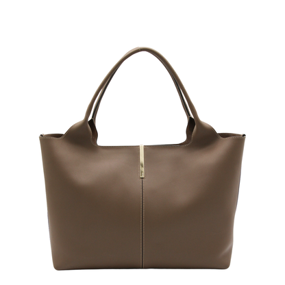 Shopping Bag in Leather Medium-Small - Image 1