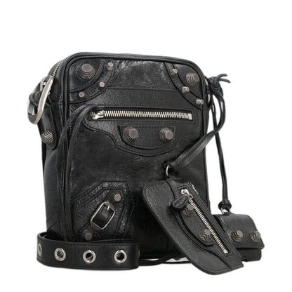 Le Cagole Crossbody Bag in Black - Image 3