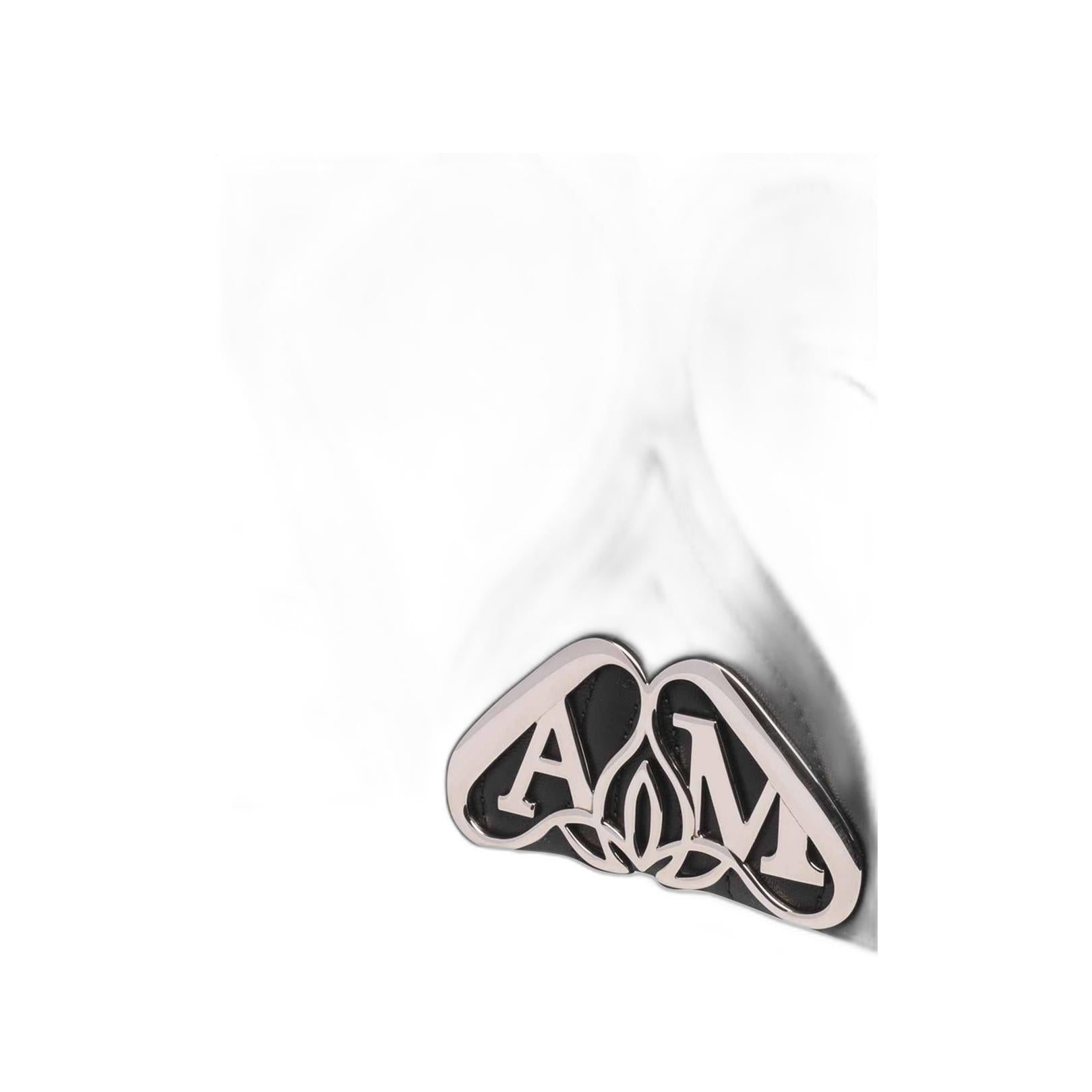 The Seal Shoulder Bag - Image 8