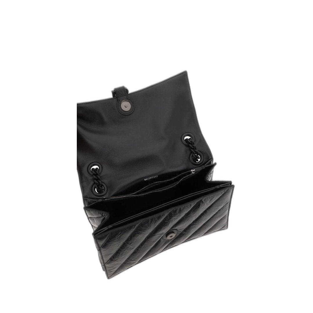 Crush Medium Chain Bag Quilted In Black - Image 5